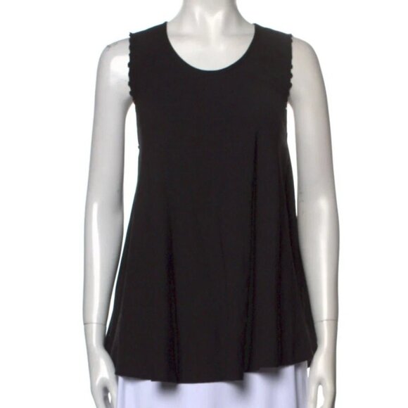 For Love And Lemons Dresses & Skirts - Sleeveless top "Born for Love and Lemons", with black embroidered edges design